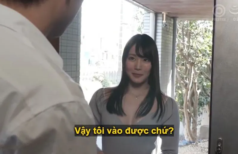 Anh chàng giàu có nhà bên bị cô em gái hàng xóm xinh tươi, đã có ông chồng mới dọn về, ve vãn dụ dỗ quan hệ.
